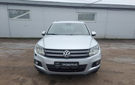 Volkswagen Tiguan I, 2013 год, 979 000 рублей, 2 фотография