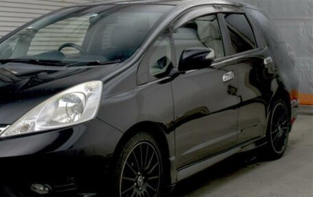 Honda Fit Shuttle I рестайлинг, 2011 год, 660 000 рублей, 4 фотография