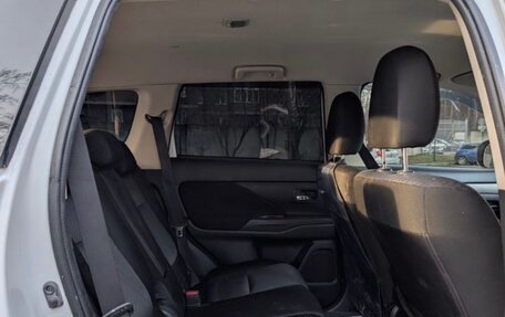 Mitsubishi Outlander III рестайлинг 3, 2013 год, 1 520 000 рублей, 11 фотография