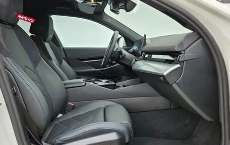 BMW 5 серия, 2025 год, 12 500 000 рублей, 16 фотография