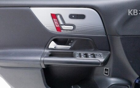 Mercedes-Benz GLB, 2021 год, 2 950 000 рублей, 14 фотография