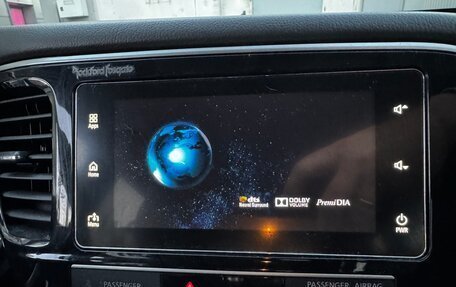 Mitsubishi Outlander III рестайлинг 3, 2019 год, 2 800 000 рублей, 24 фотография