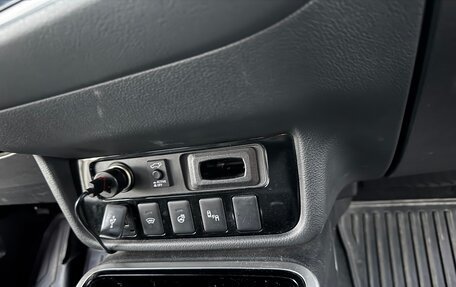 Mitsubishi Outlander III рестайлинг 3, 2019 год, 2 800 000 рублей, 19 фотография