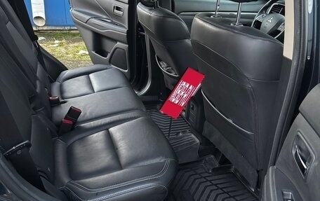 Mitsubishi Outlander III рестайлинг 3, 2019 год, 2 800 000 рублей, 27 фотография