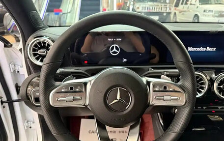 Mercedes-Benz A-Класс, 2021 год, 1 550 855 рублей, 6 фотография