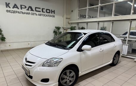 Toyota Yaris III рестайлинг, 2007 год, 650 000 рублей, 1 фотография