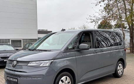 Volkswagen Multivan, 2024 год, 6 500 000 рублей, 2 фотография
