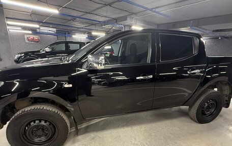 Mitsubishi L200 IV рестайлинг, 2018 год, 2 300 000 рублей, 2 фотография