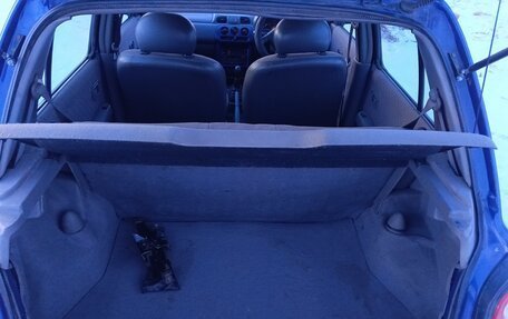 Nissan March II, 2001 год, 240 000 рублей, 13 фотография