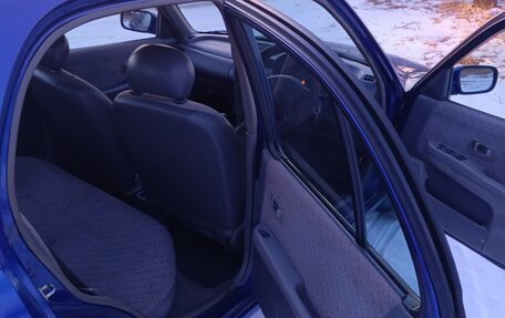 Nissan March II, 2001 год, 240 000 рублей, 9 фотография