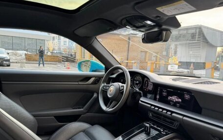 Porsche 911, 2020 год, 13 000 000 рублей, 4 фотография