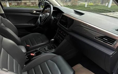 Volkswagen Tharu, 2021 год, 1 970 000 рублей, 10 фотография