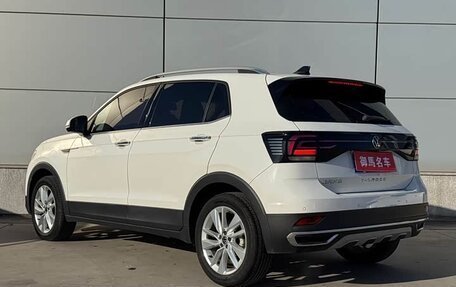 Volkswagen T-Cross I, 2022 год, 1 766 000 рублей, 4 фотография