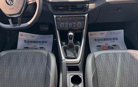 Volkswagen T-Cross I, 2022 год, 1 766 000 рублей, 11 фотография