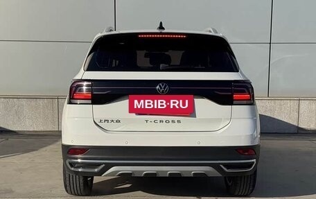 Volkswagen T-Cross I, 2022 год, 1 766 000 рублей, 5 фотография