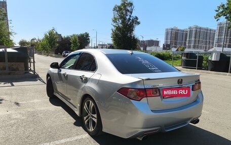 Honda Accord VIII рестайлинг, 2011 год, 1 000 000 рублей, 5 фотография