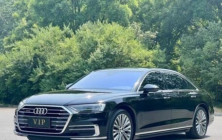 Audi A8, 2022 год, 8 000 911 рублей, 2 фотография