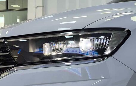 Volkswagen T-Roc I, 2021 год, 2 640 030 рублей, 21 фотография