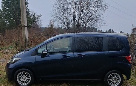 Honda Freed I, 2009 год, 1 030 000 рублей, 3 фотография