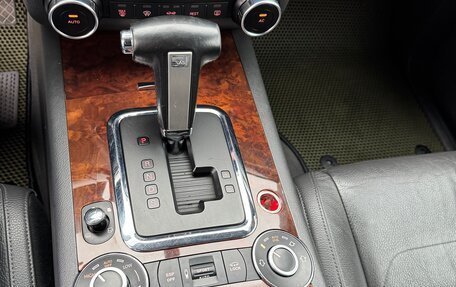 Volkswagen Touareg III, 2009 год, 1 300 000 рублей, 26 фотография