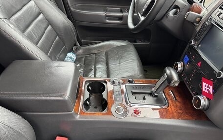 Volkswagen Touareg III, 2009 год, 1 300 000 рублей, 23 фотография