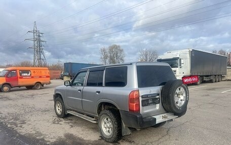 Nissan Patrol, 2011 год, 2 980 000 рублей, 2 фотография