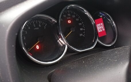 Renault Logan II, 2018 год, 620 000 рублей, 9 фотография