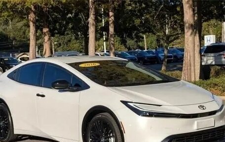 Toyota Prius IV XW50, 2025 год, 4 302 000 рублей, 1 фотография