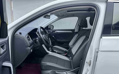 Volkswagen T-Roc I, 2022 год, 1 500 010 рублей, 10 фотография