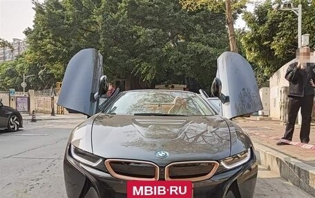 BMW i8 I рестайлинг, 2020 год, 9 700 911 рублей, 2 фотография