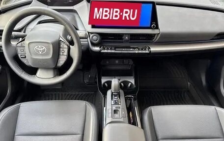 Toyota Prius IV XW50, 2025 год, 4 489 000 рублей, 12 фотография