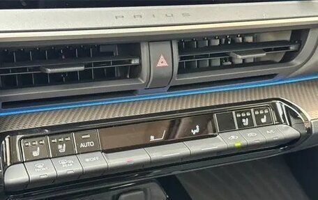 Toyota Prius IV XW50, 2025 год, 4 489 000 рублей, 19 фотография