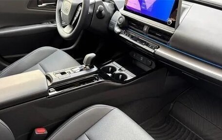 Toyota Prius IV XW50, 2025 год, 4 489 000 рублей, 24 фотография