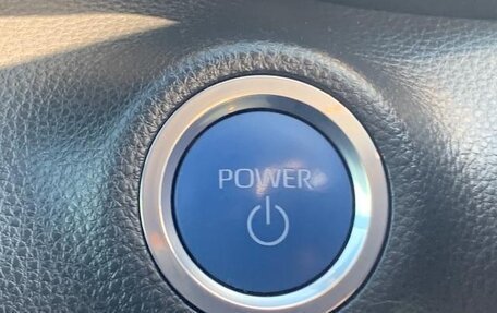 Toyota Yaris, 2022 год, 1 100 000 рублей, 31 фотография