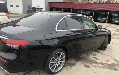 Mercedes-Benz E-Класс, 2021 год, 5 490 000 рублей, 4 фотография