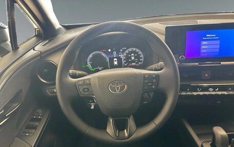 Toyota C-HR, 2025 год, 4 200 000 рублей, 12 фотография