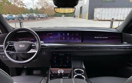 Cadillac Escalade V, 2025 год, 15 500 000 рублей, 14 фотография