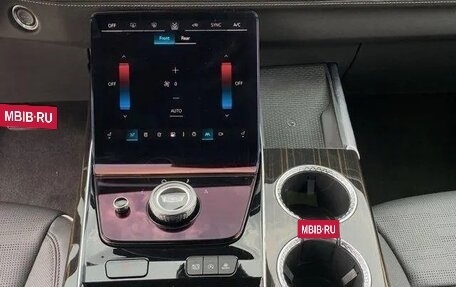 Cadillac Escalade V, 2025 год, 15 500 000 рублей, 16 фотография