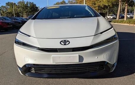 Toyota Prius IV XW50, 2025 год, 4 302 000 рублей, 3 фотография