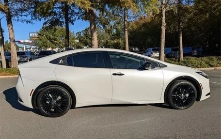 Toyota Prius IV XW50, 2025 год, 4 302 000 рублей, 6 фотография