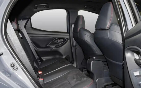 Toyota Yaris, 2025 год, 2 750 000 рублей, 6 фотография