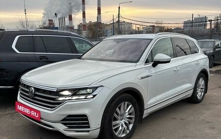 Volkswagen Touareg III, 2021 год, 6 700 000 рублей, 2 фотография