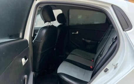 KIA Rio III рестайлинг, 2015 год, 995 000 рублей, 12 фотография