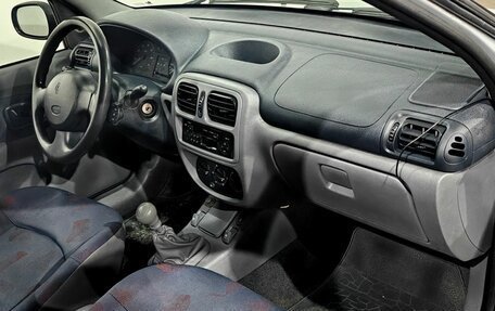 Renault Clio III, 2001 год, 165 000 рублей, 11 фотография