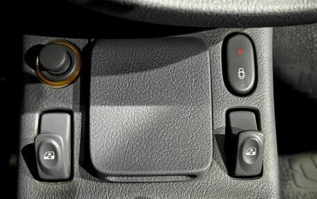 Renault Clio III, 2001 год, 165 000 рублей, 14 фотография