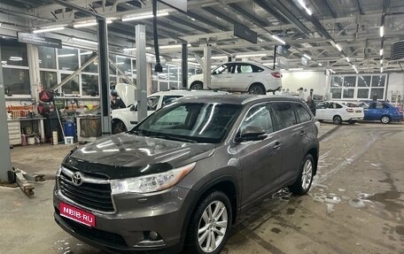 Toyota Highlander III, 2014 год, 2 538 000 рублей, 1 фотография