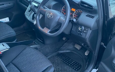 Toyota Wish II, 2010 год, 1 235 000 рублей, 11 фотография