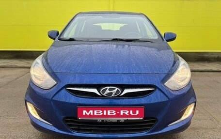 Hyundai Solaris II рестайлинг, 2012 год, 750 000 рублей, 3 фотография