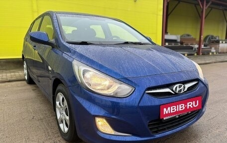 Hyundai Solaris II рестайлинг, 2012 год, 750 000 рублей, 8 фотография