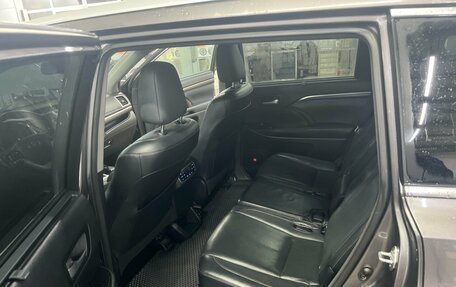 Toyota Highlander III, 2014 год, 2 538 000 рублей, 7 фотография